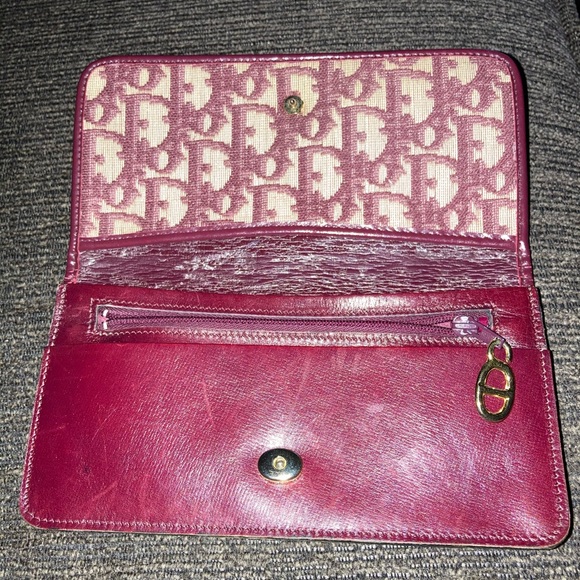 Christian Dior Bordeaux (red)vintage trotterwallet - Picture 8 of 13